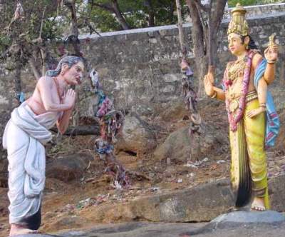 Avvaiyar's vision of Murugan