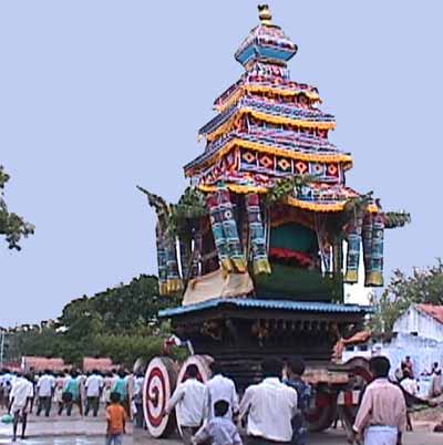 Vaikaci Vicākam car festival, Palani