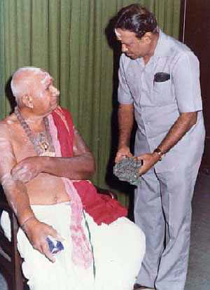 Dr. M.S. Saravanan with Kripananda Variar